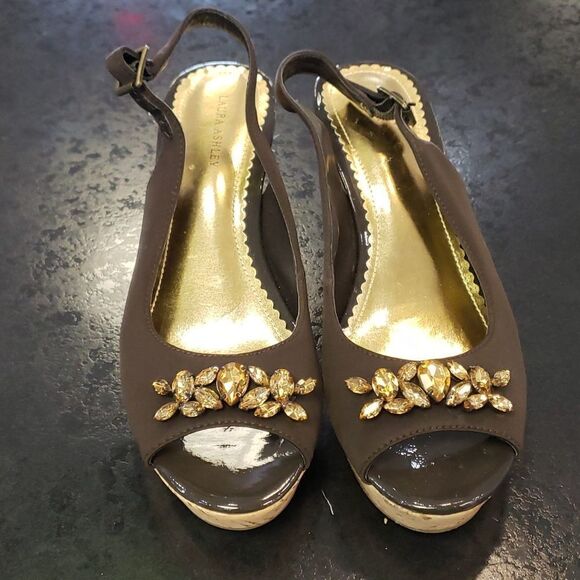 Laura Ashley shoes - Picture 1 of 5